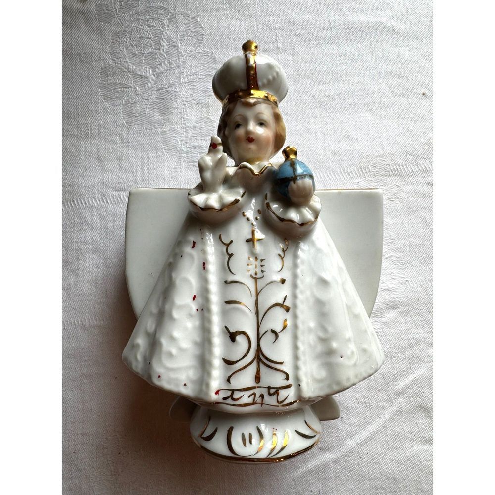 Beautiful vintage Infant of Prague planter made in Japan